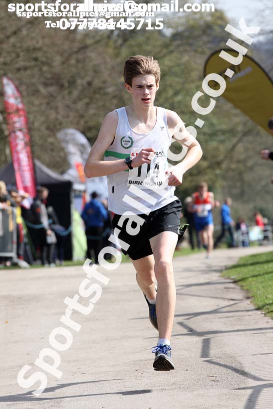 Mens under-17s 5k road race, 2018 ERRA Under-17s and Under-15s 5k Champs, Sutton Coldfield. Photo: David T. Hewitson/Sports for All Pics